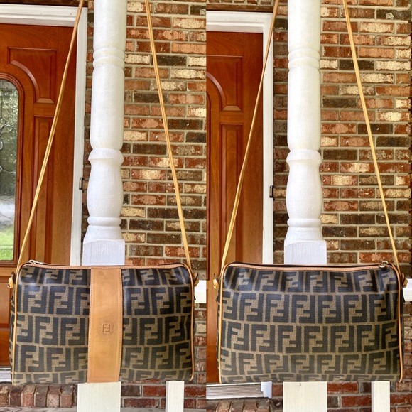 🧚Auth💖Beautiful💖 FENDI Zucca Zucchino FF Monogram Pochette Clutch Crossbody✨ - Picture 2 of 13